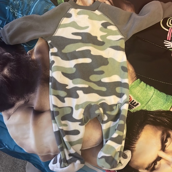 Carter’s fleece double zipper outfit - Picture 2 of 3